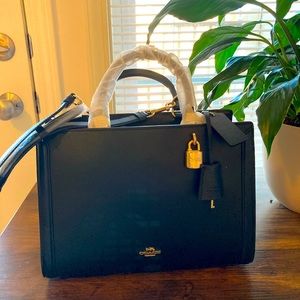 “ AUTHENTIC COACH “ ZOE CARRYLL